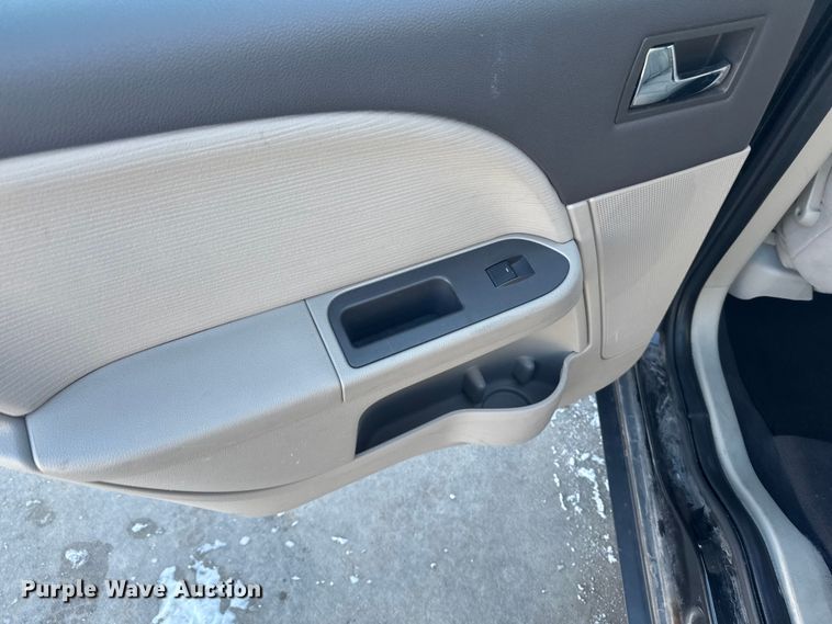 image for item EA2292 2009 Ford Taurus 