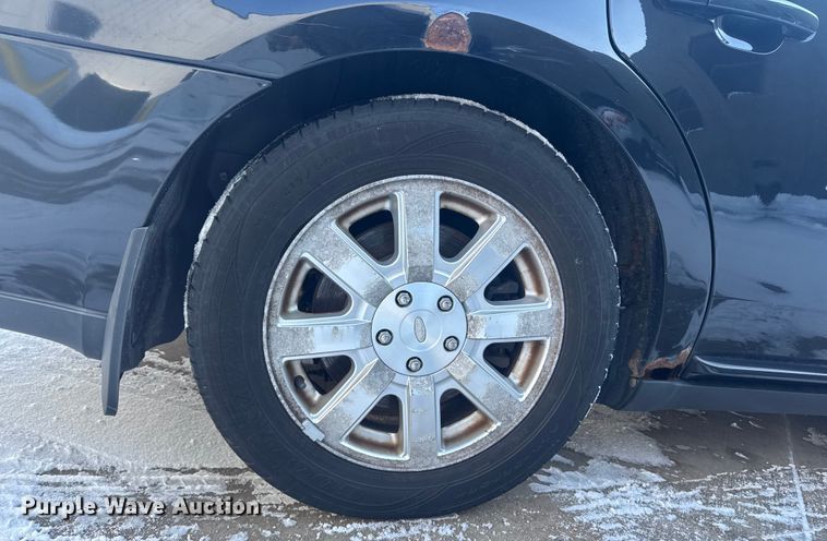 image for item EA2292 2009 Ford Taurus 