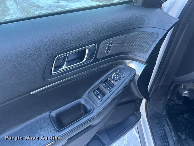 image for item EA2293 2017 Ford Explorer Police Interceptor SUV