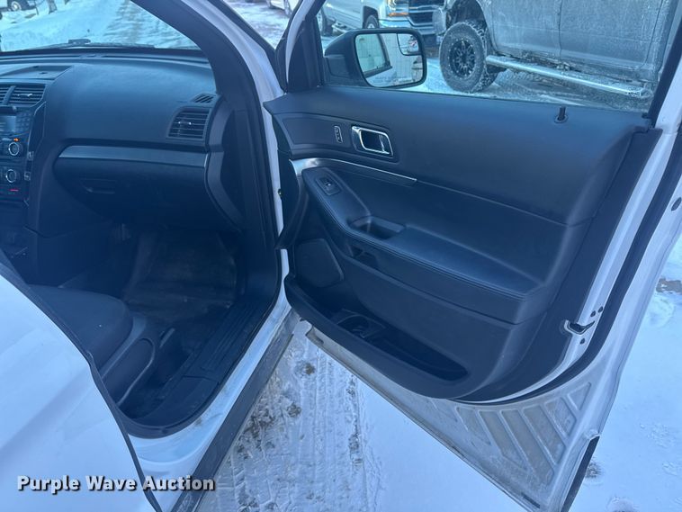 image for item EA2293 2017 Ford Explorer Police Interceptor SUV