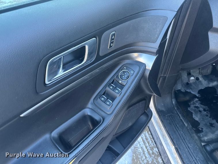 image for item EA2294 2017 Ford Explorer Police Interceptor SUV