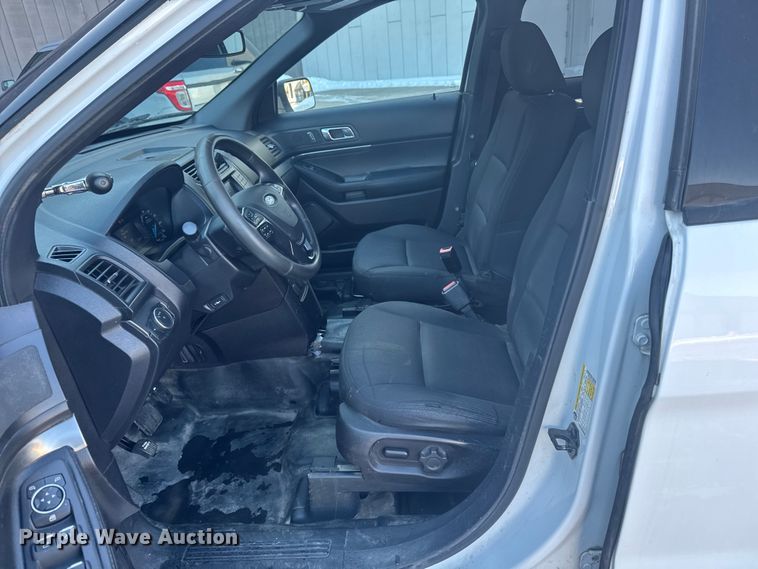 image for item EA2294 2017 Ford Explorer Police Interceptor SUV