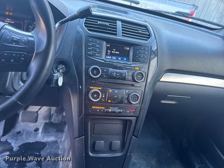 image for item EA2294 2017 Ford Explorer Police Interceptor SUV