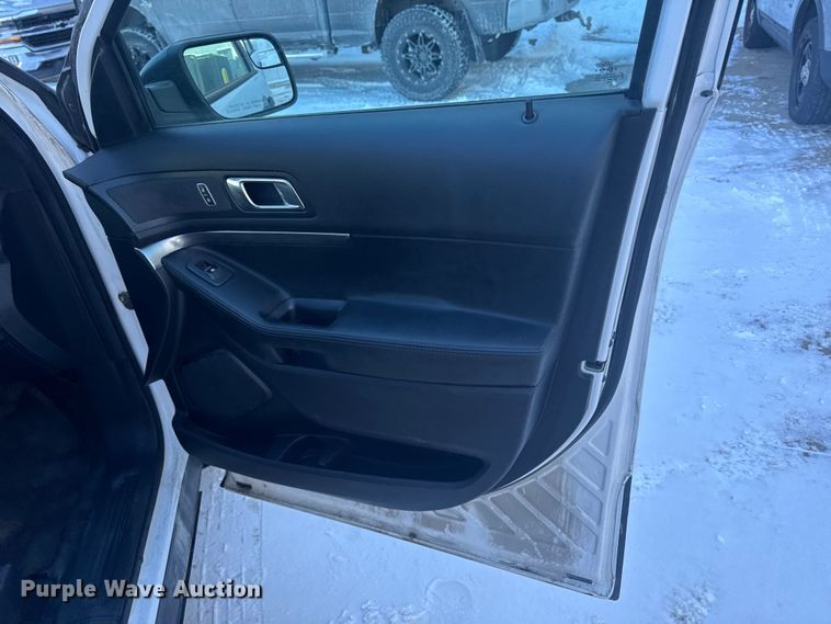 image for item EA2294 2017 Ford Explorer Police Interceptor SUV