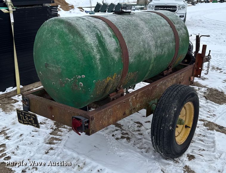 image for item EA2305 Tank trailer