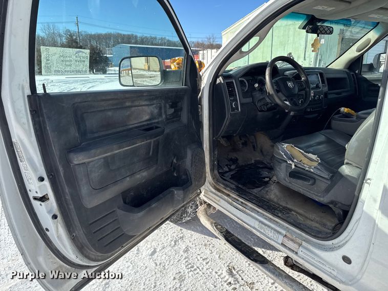 image for item EA2310 2014 RAM 3500 dump bed pickup truck