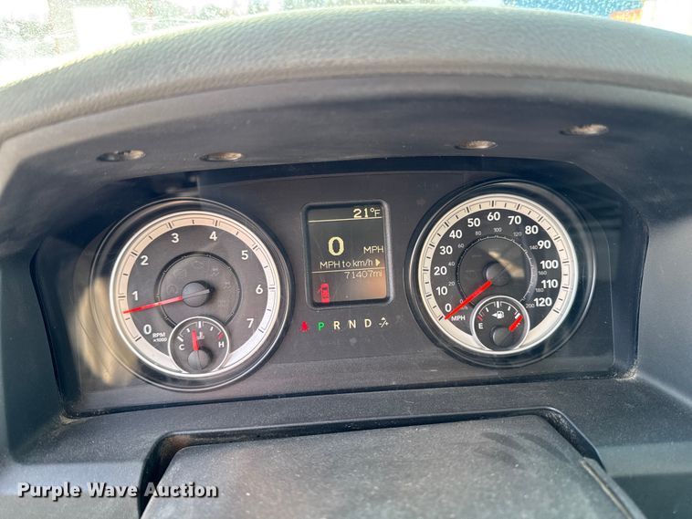 image for item EA2310 2014 RAM 3500 dump bed pickup truck