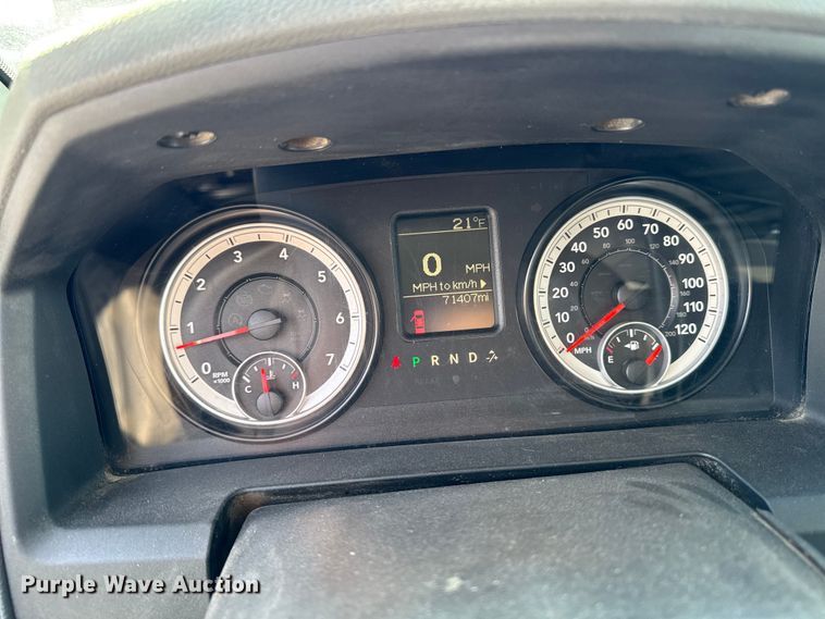 image for item EA2310 2014 RAM 3500 dump bed pickup truck