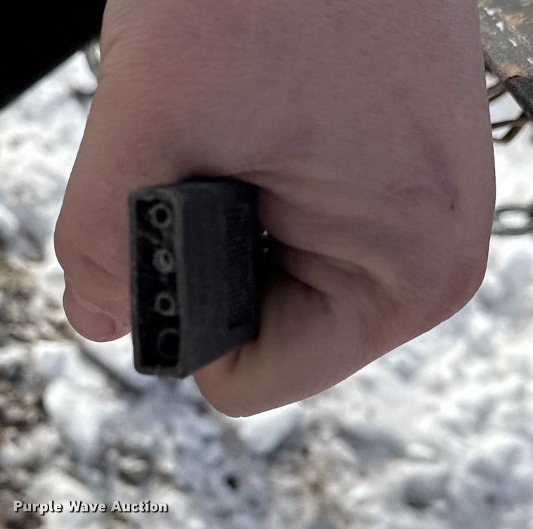 image for item EA2311 1998 Hull Trailer MFG utility trailer