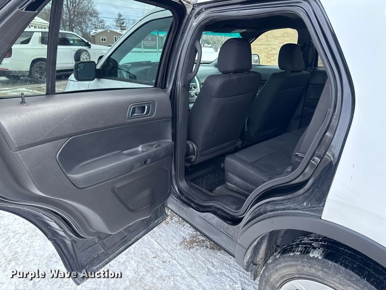 image for item EA2313 2015 Ford Explorer Police Interceptor SUV