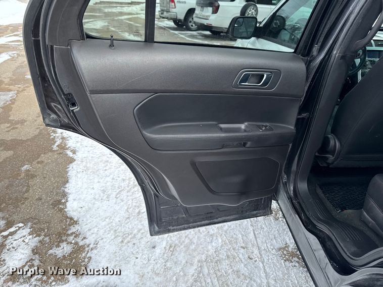 image for item EA2313 2015 Ford Explorer Police Interceptor SUV