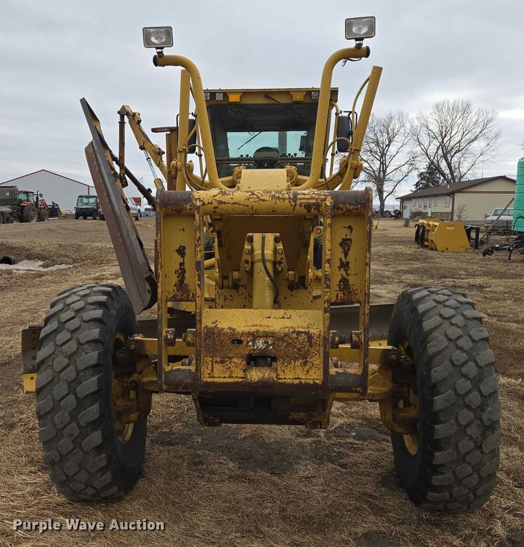 image for item EB1301 2005 Caterpillar 140H VHP Plus motor grader