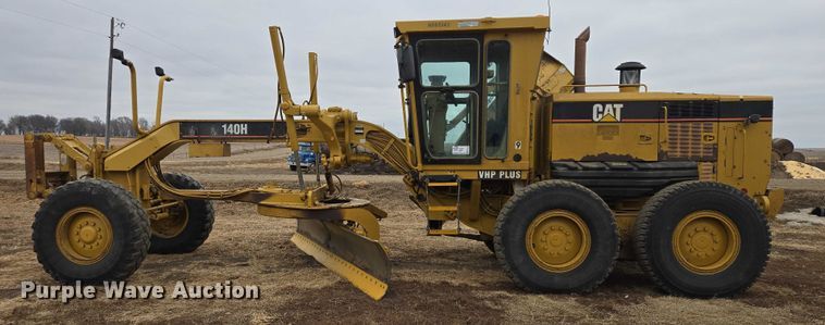image for item EB1301 2005 Caterpillar 140H VHP Plus motor grader