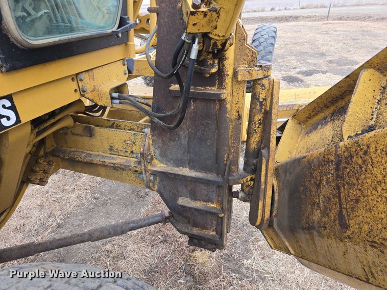 image for item EB1301 2005 Caterpillar 140H VHP Plus motor grader