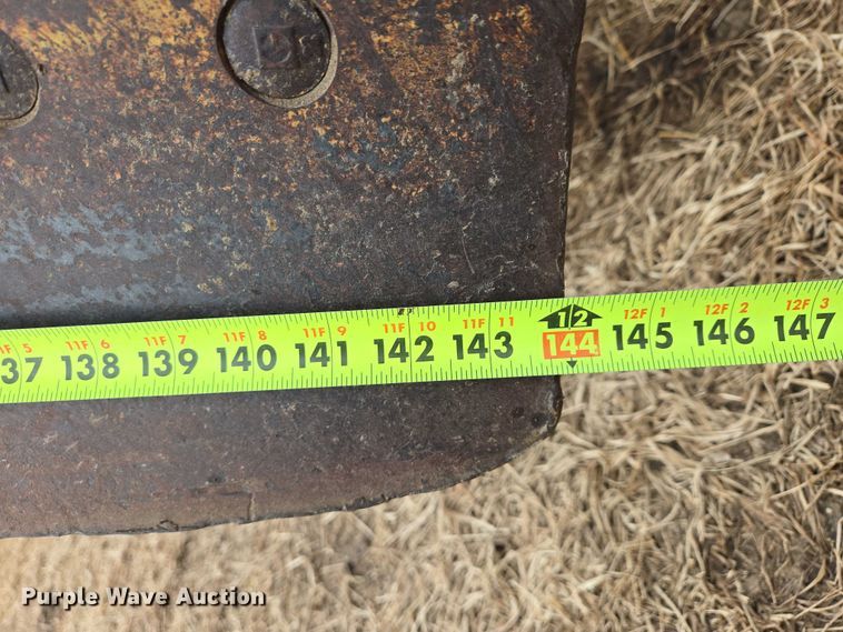 image for item EB1301 2005 Caterpillar 140H VHP Plus motor grader