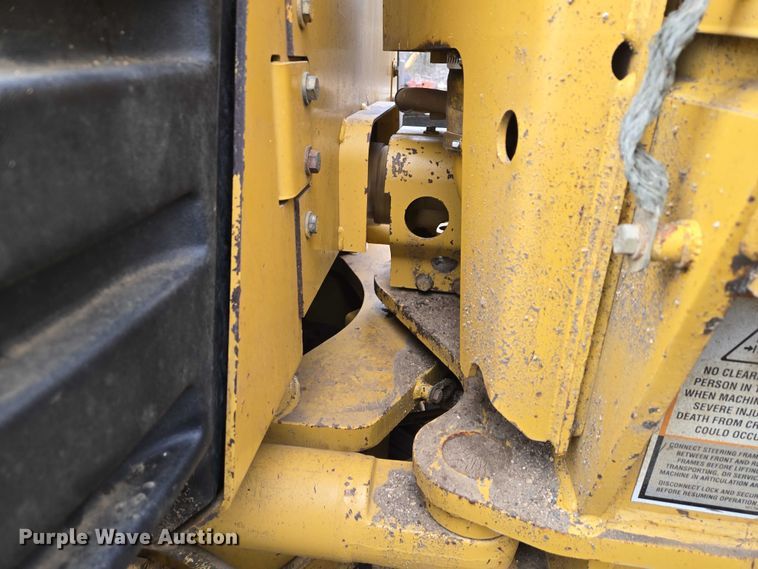 image for item EB1301 2005 Caterpillar 140H VHP Plus motor grader