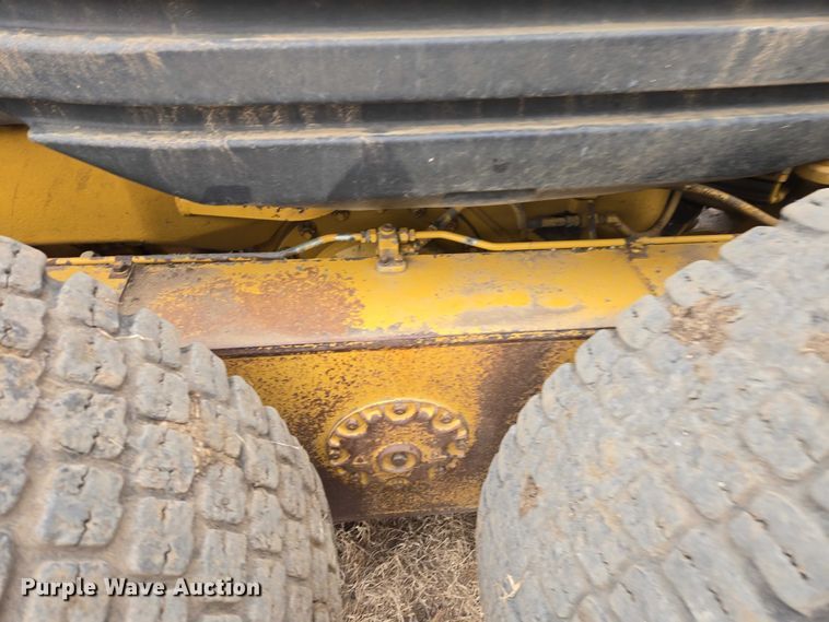 image for item EB1301 2005 Caterpillar 140H VHP Plus motor grader