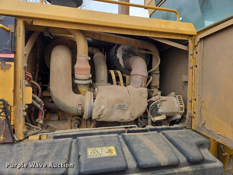 image for item EB1301 2005 Caterpillar 140H VHP Plus motor grader