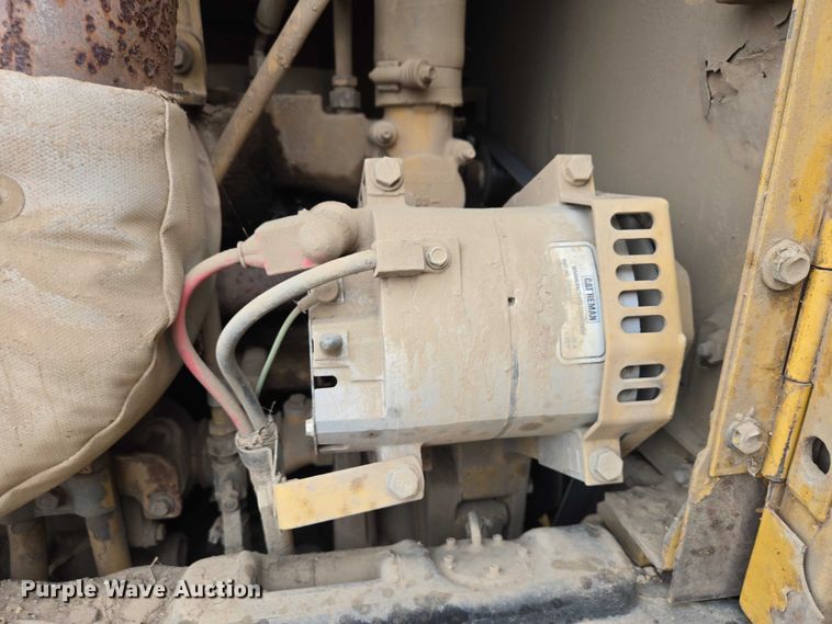 image for item EB1301 2005 Caterpillar 140H VHP Plus motor grader