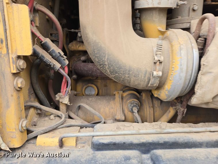 image for item EB1301 2005 Caterpillar 140H VHP Plus motor grader