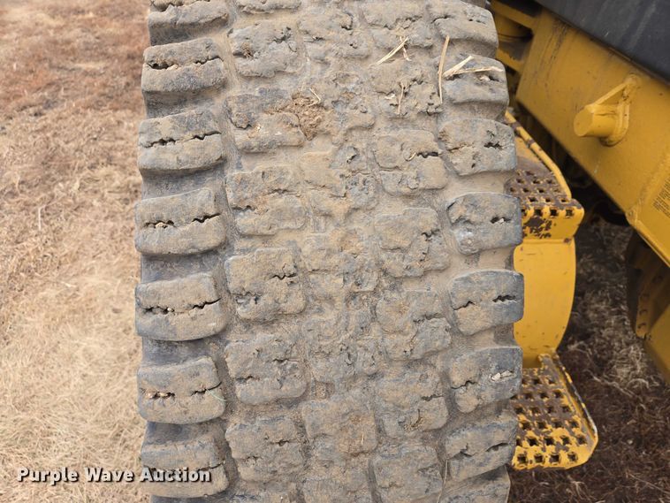 image for item EB1301 2005 Caterpillar 140H VHP Plus motor grader