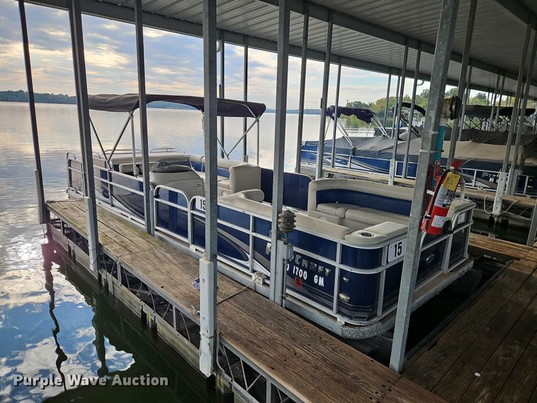 image for item EB8381 2020 Playcraft Sport 2400 pontoon boat