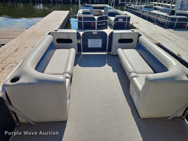 image for item EB8383 2018 Playcraft Clipper 2400 pontoon boat