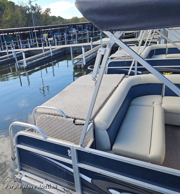 image for item EB8385 2018 Playcraft Clipper 2400 pontoon boat