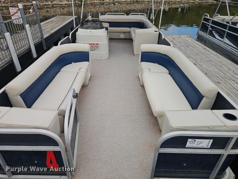 image for item EB8386 2018 Playcraft Clipper 2400 pontoon boat