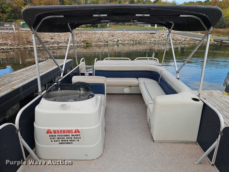 image for item EB8386 2018 Playcraft Clipper 2400 pontoon boat