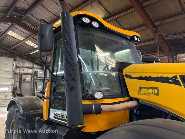 image for item EF6311 JCB Fastrac 3230 4WD tractor