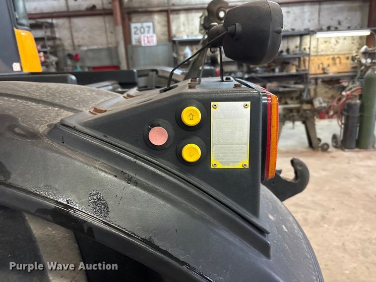 image for item EF6311 JCB Fastrac 3230 4WD tractor