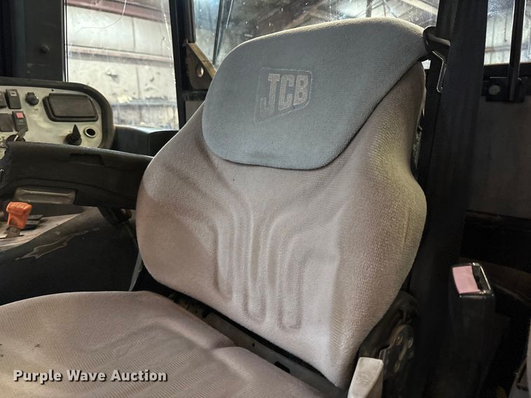 image for item EF6311 JCB Fastrac 3230 4WD tractor