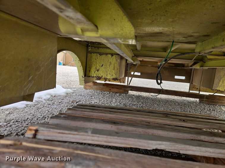 image for item EO4982 Landoll utility bed