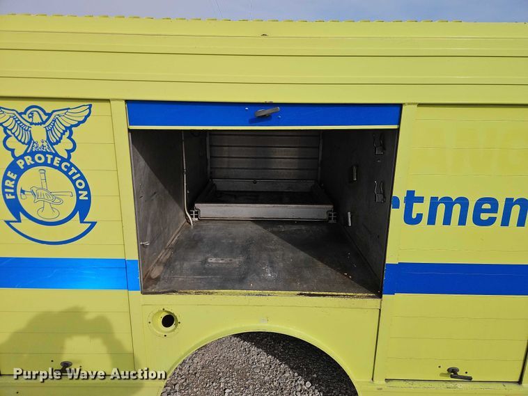 image for item EO4982 Landoll utility bed