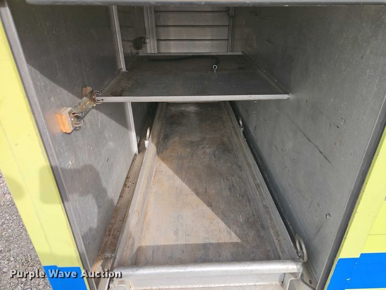 image for item EO4982 Landoll utility bed