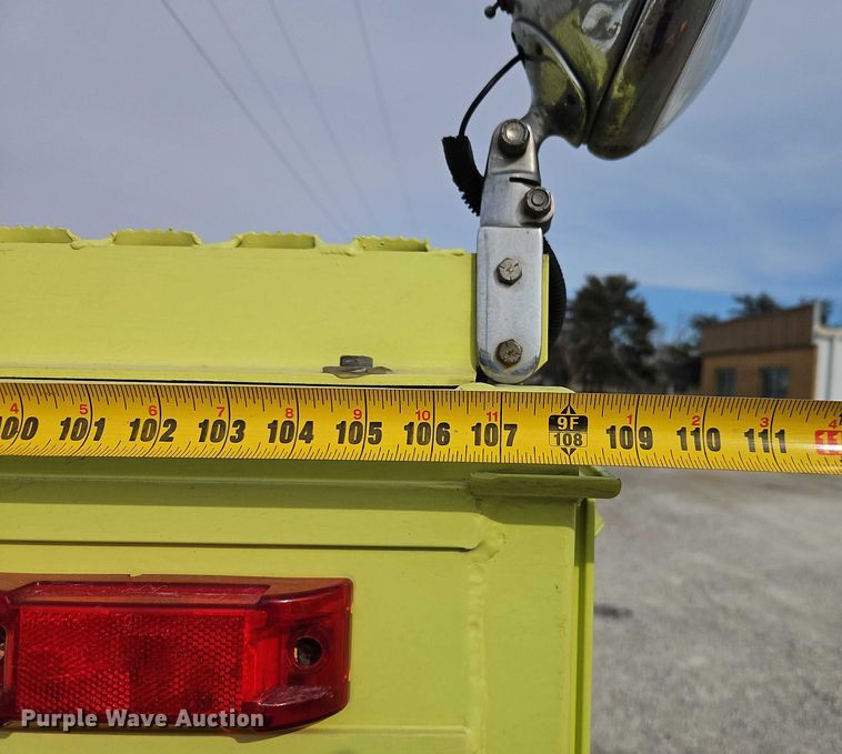 image for item EO4982 Landoll utility bed