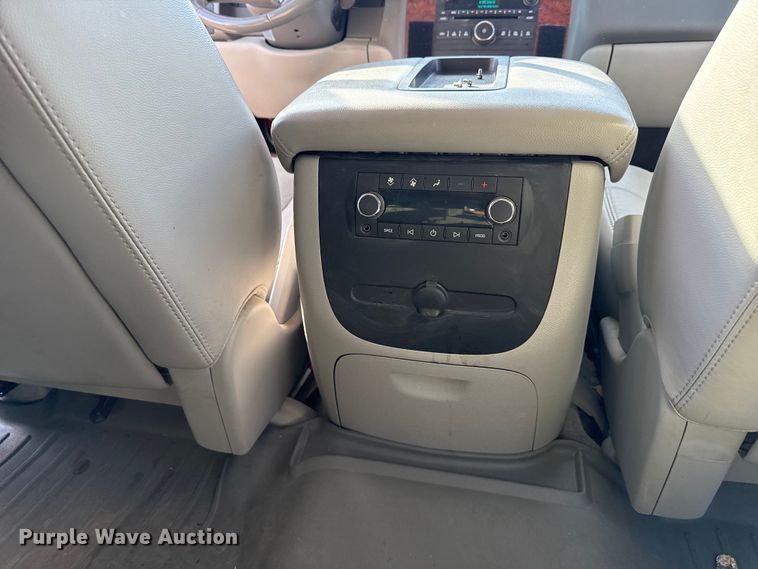 image for item EP2858 2008 Chevrolet Suburban SUV