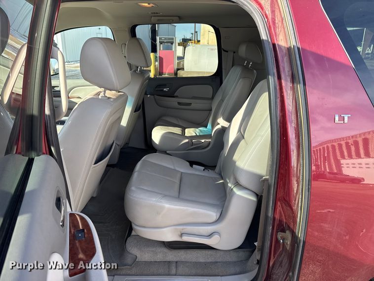 image for item EP2858 2008 Chevrolet Suburban SUV