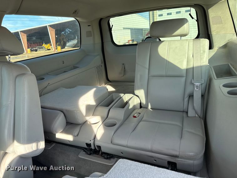 image for item EP2858 2008 Chevrolet Suburban SUV