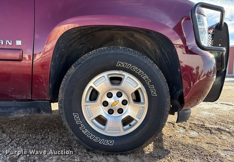 image for item EP2858 2008 Chevrolet Suburban SUV