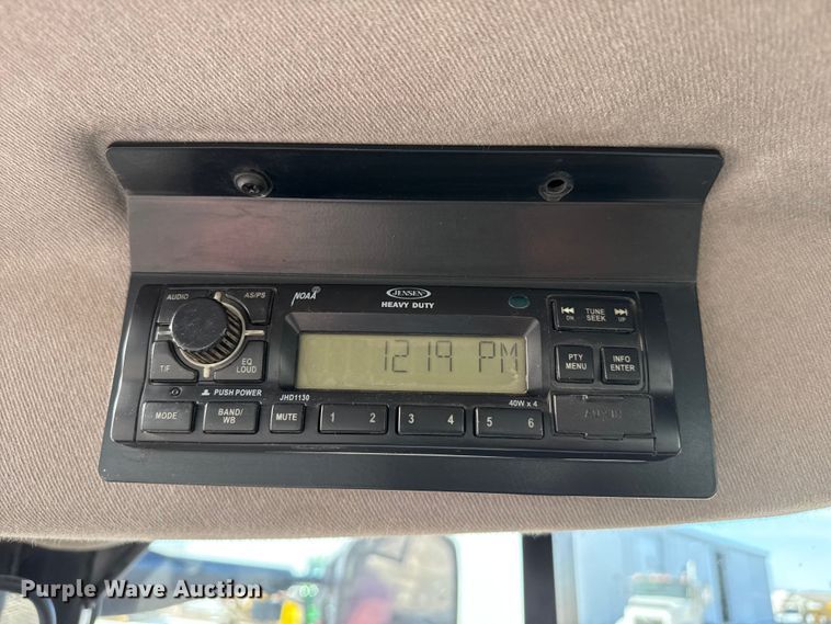 image for item EP2859 Case IH Maxxum 125  MFWD tractor