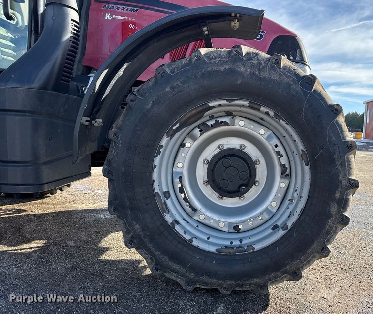 image for item EP2859 Case IH Maxxum 125  MFWD tractor