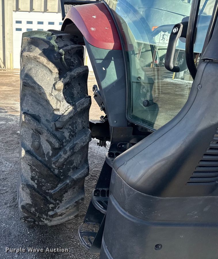 image for item EP2859 Case IH Maxxum 125  MFWD tractor