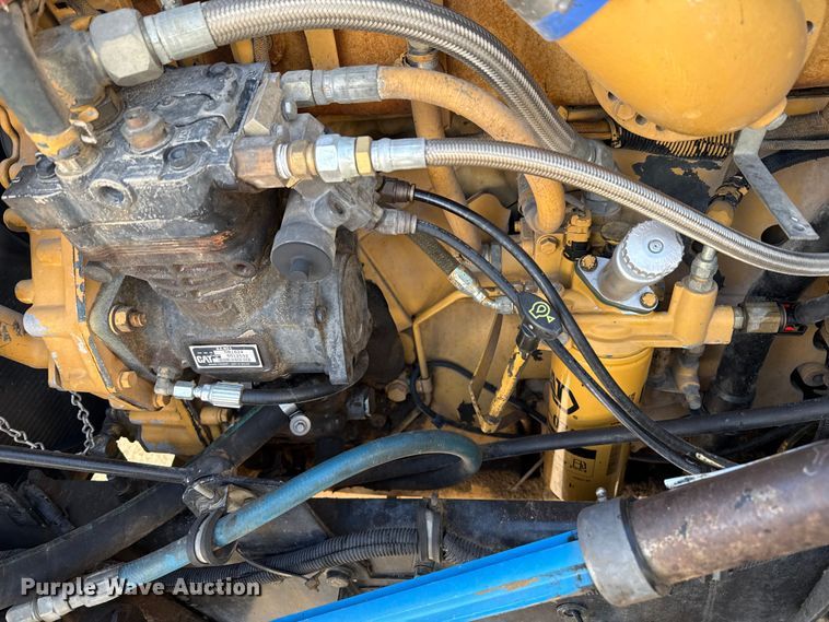 image for item EP2860 2007 International 9400i semi truck