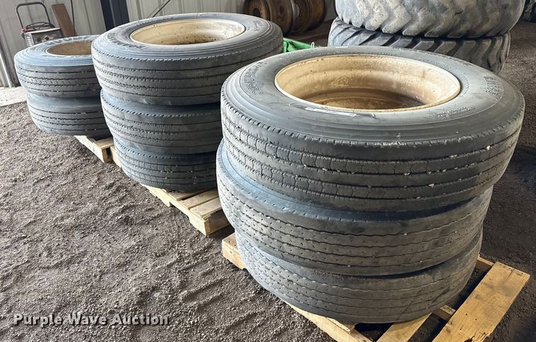 image for item EP2862 (8) tires and wheels