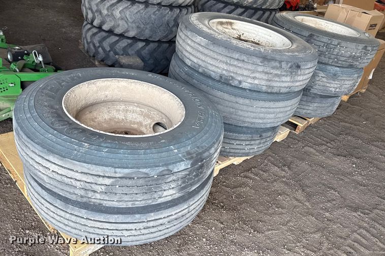 image for item EP2862 (8) tires and wheels