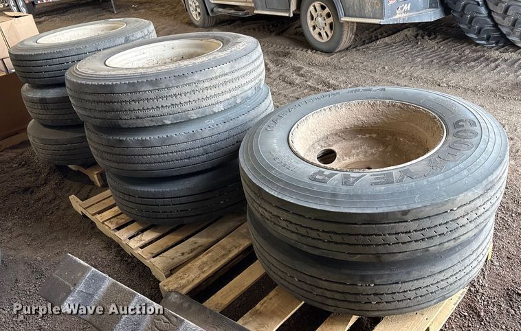 image for item EP2862 (8) tires and wheels