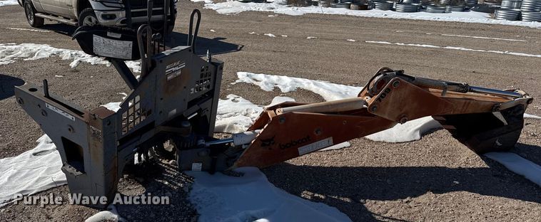 image for item EP2868 Melroe 709 backhoe attachment