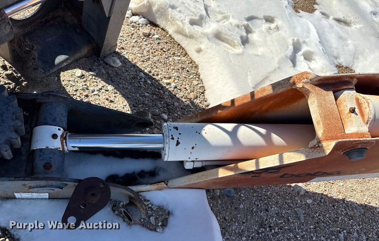 image for item EP2868 Melroe 709 backhoe attachment